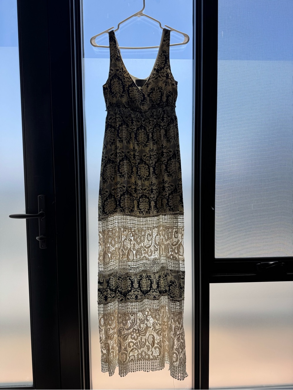 Sunday In Brooklyn Sleeveless Navy/Cream Crocheted Maxi Dress Size Small